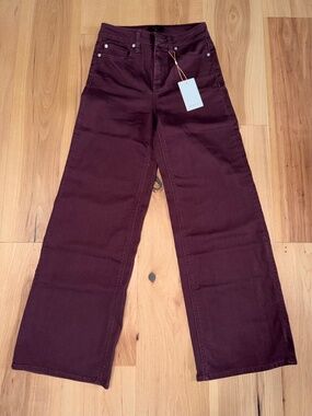 Quince - Bella Straight Stretch in Wine - Size 26 Inseam 30